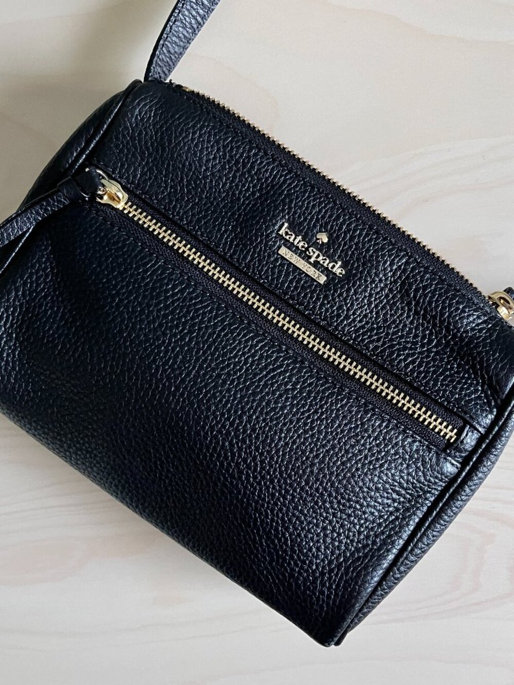 Kate Spade Black Pebble Leather Crossbody Purse with Gold Accents - Picture 2 of 10